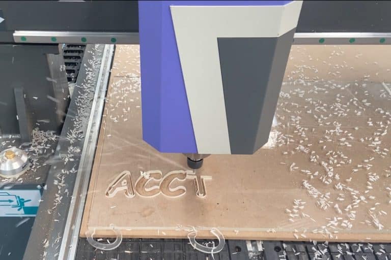 Best Custom CNC Router Features for Acrylic and Plastic Processing