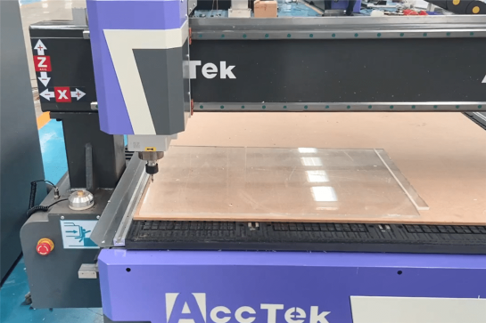 Can a CNC Router Cut Plastic